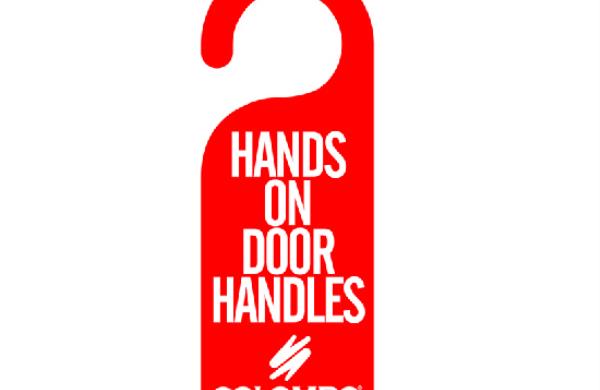 مسابقه Hands On Door Handles